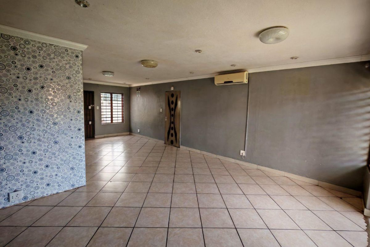 Home For Sale In A Secure Complex - Photo 3