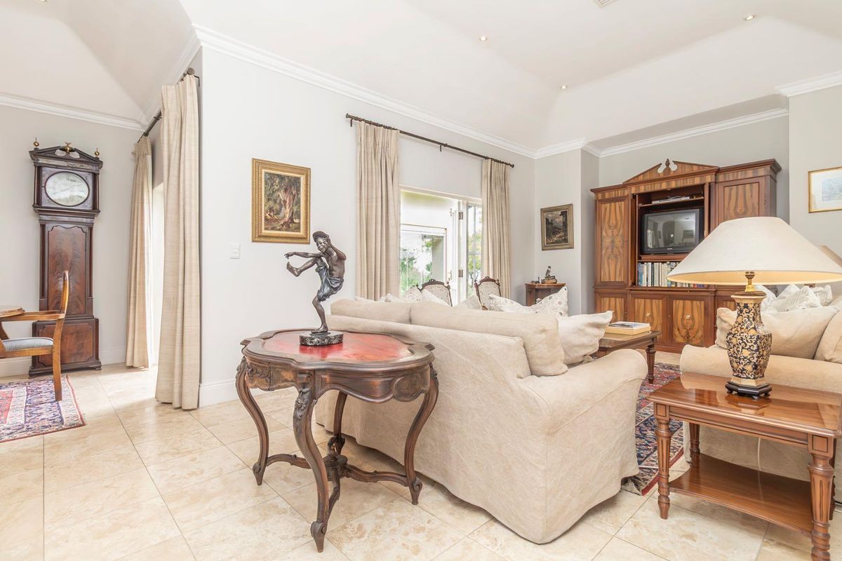 A Standout Masterpiece in Waterfall Hills - Photo 4