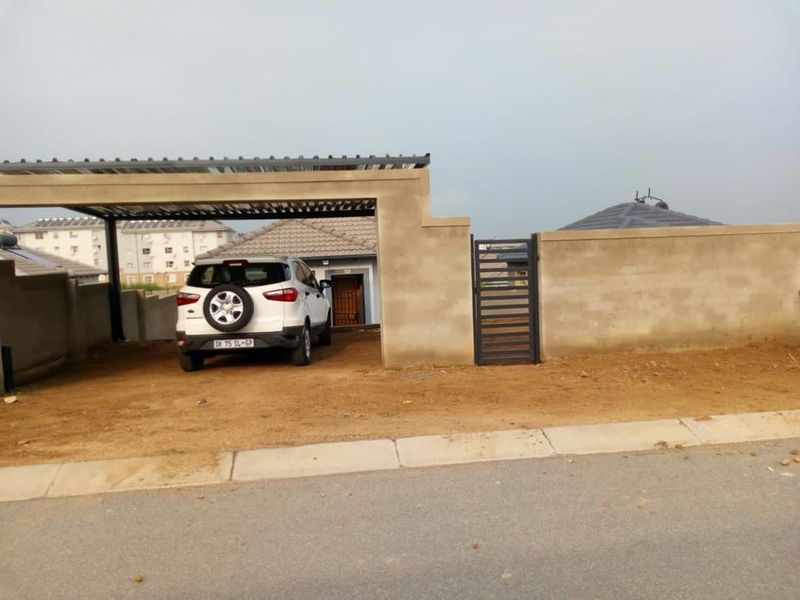 Riverside View Home - R 850 000! - Photo 4