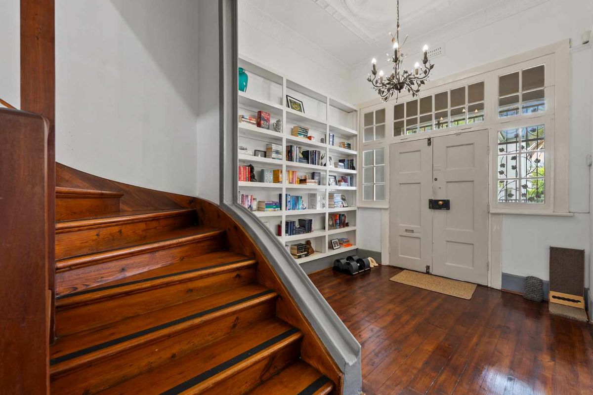 Elegant Georgian House in Oranjezicht - RARE OPPORTUNITY - Photo 5