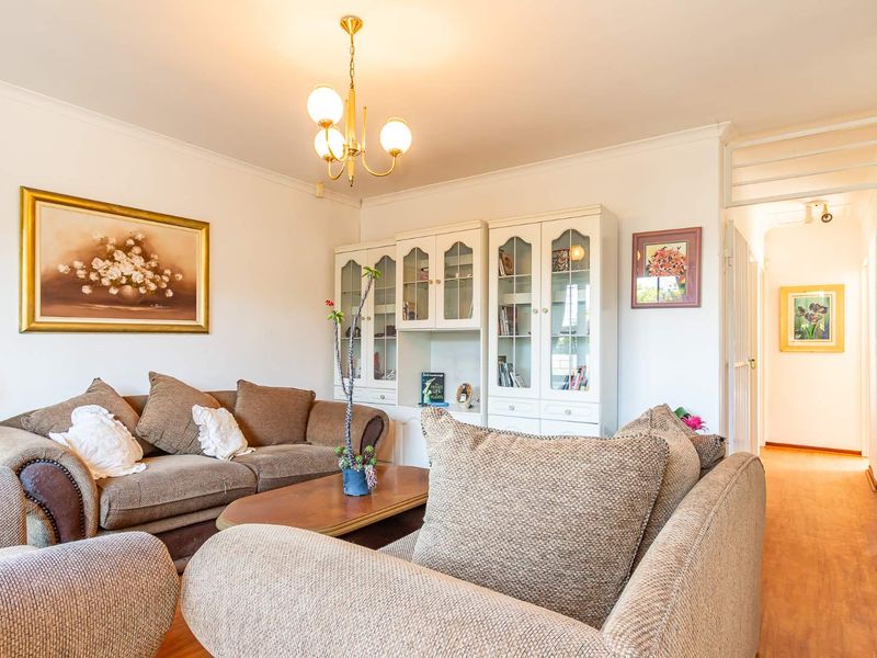 Secure & Serene – A Hidden Gem in Sought-After Lakeside Village - Photo 6