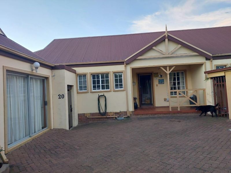 3 Bedroom Home for Sale in Secure Complex. - Photo 2