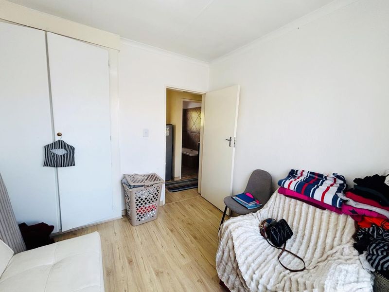 Prime Location Perfection: Your Dream Apartment Awaits - Photo 10