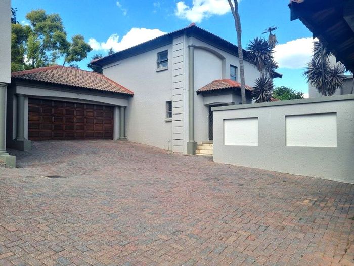 Property #2564444, House For Sale in Faerie Glen