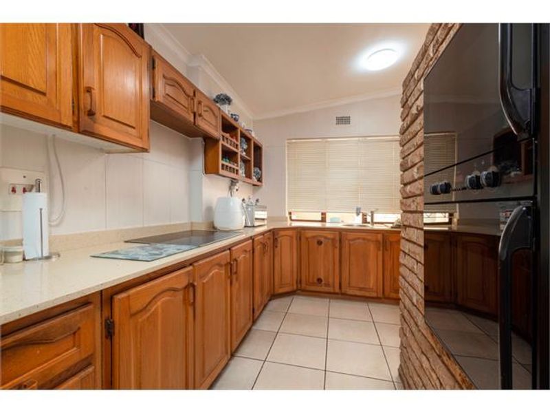 Perfect Family Home with Income Potential in Prime Waterfall Location - Photo 5