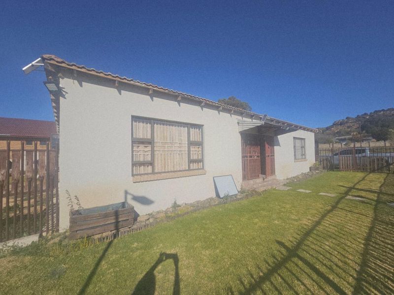 Versatile Investment Property with Main Residence and Student Accommodation - Photo 2