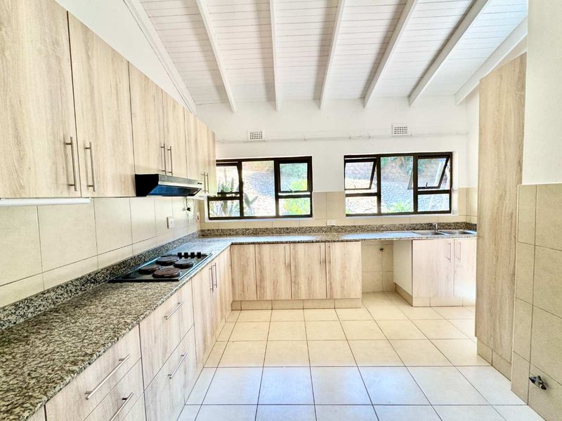 Hendra Estates - Beautiful, Level Home For Rent In Prime Umhlanga!! - Photo 8