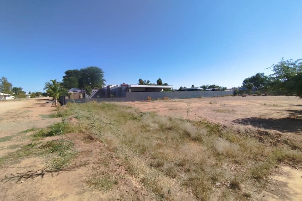WELL-LOCATED LARGE ERF FOR SALE IN MARIENTAL NORTH – EASTERN SIDE - Photo 5