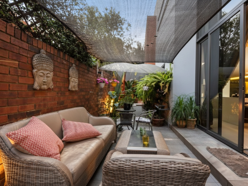 Luxury 5 bedroom Thornhill Estate - Photo 3