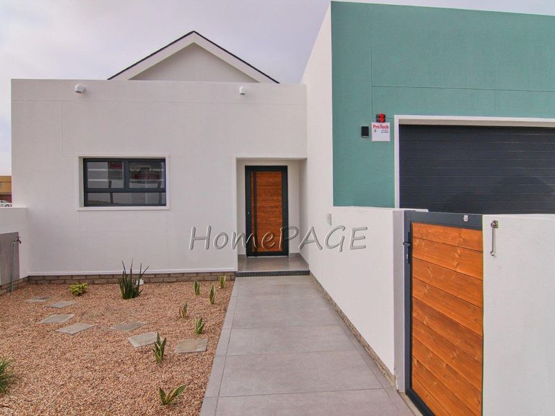 Ext 19, Swakopmund:  LUXURY 3 Bedr Units are for Sale - Photo 3