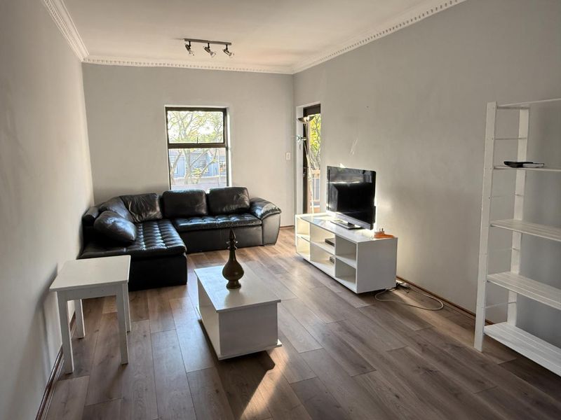 1 BEDROOM FURNISHED APARTMENT TO RENT NEAR MELROSE - Photo 2