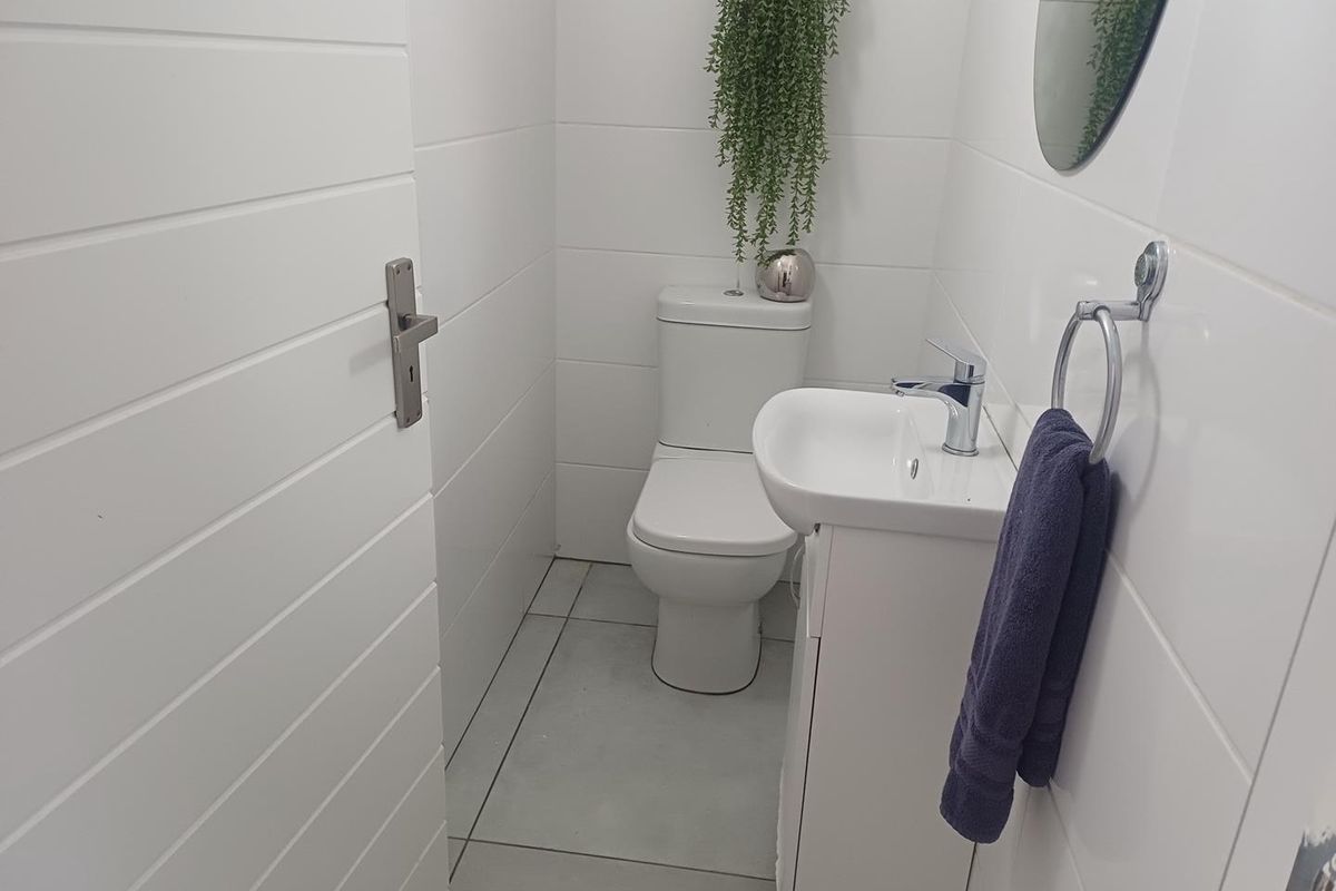 Stylish Double-Storey Cluster with Granny Flat & Poolside Charm - Photo 4