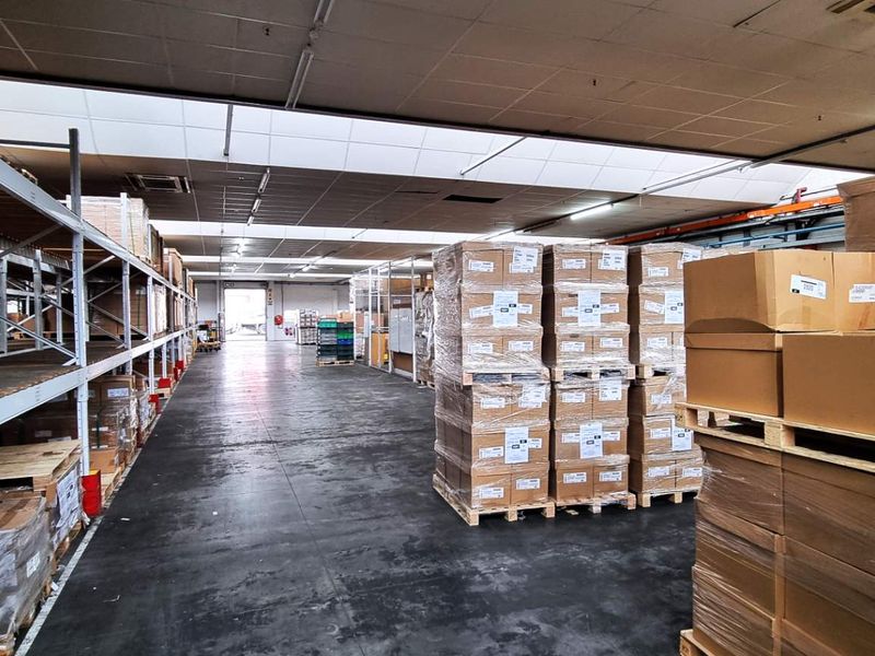 Large Warehouse in Retreat Industrial Node - Photo 8