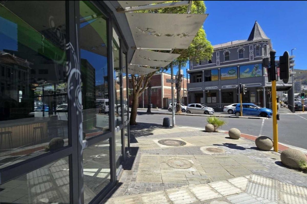 Prime corner 145m2 retail site to let - Photo 5