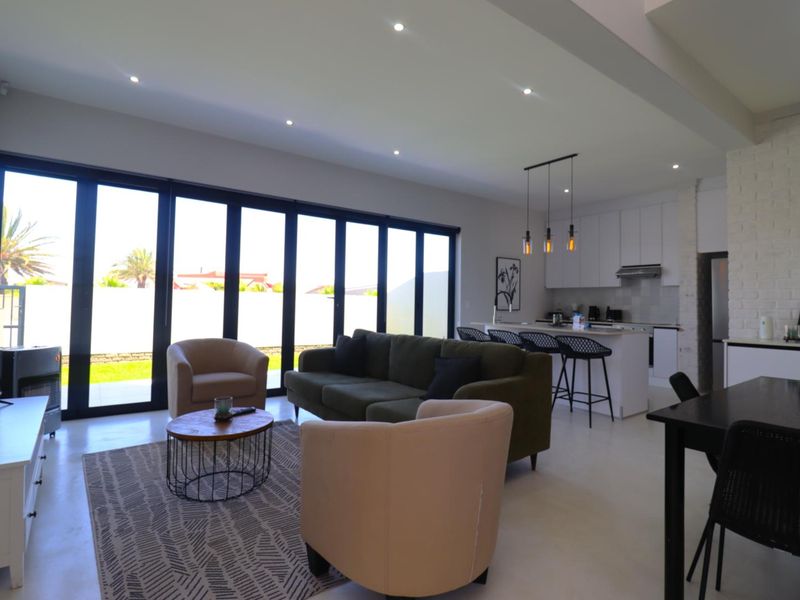 Dune View Luxury 3-Bedroom Townhouse - Perfect Home or Airbnb Investment - Photo 6