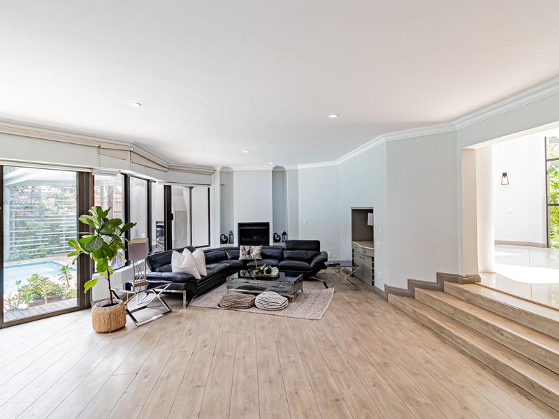 5 Bedroom House to Rent in Dainfern Golf Estate - Photo 9