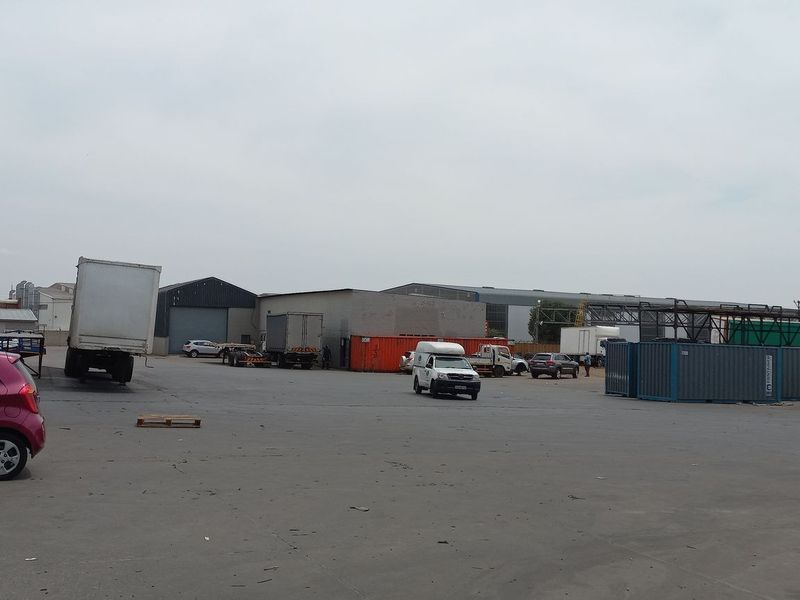 365m2 Isando Warehouse To Let - Photo 2