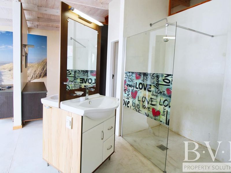 House for Sale in Swakopmund - N$ 6 420 000 - Photo 7