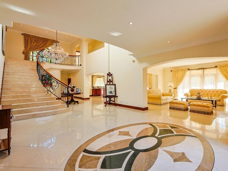 ACHITECTURAL ELEGANCE MEETS FAMILY COMFORT IN WATERKLOOF RIDGE - Photo 7