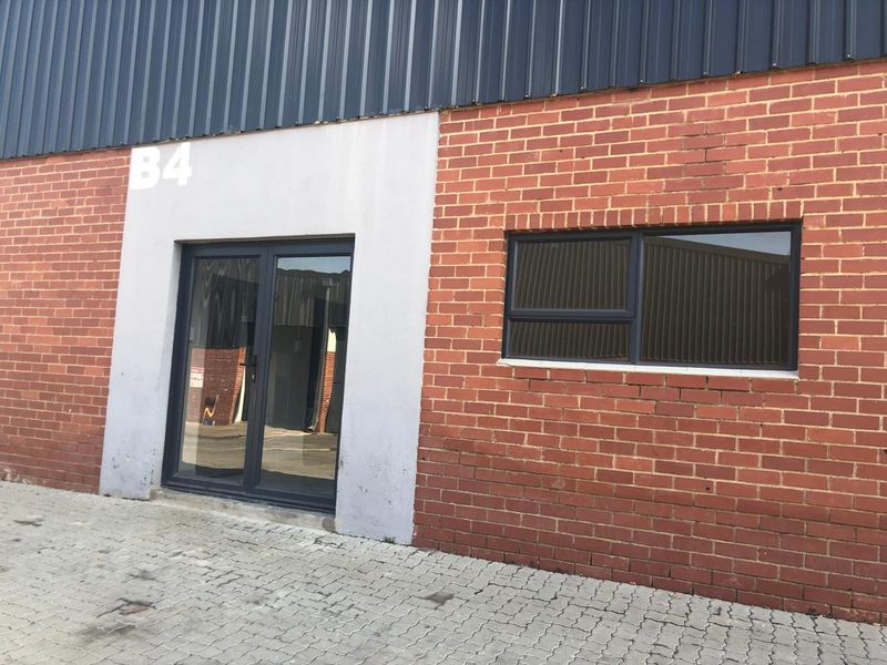 Industrial Office Space Available for Immediate Lease in Cosmo Business Park - Photo 5