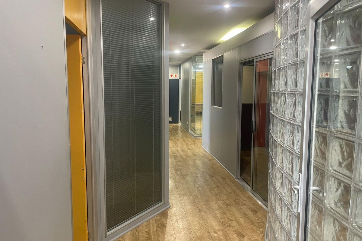 Premium Corporate Office in Pinelands Business Park – Position Your Team for Growth - Photo 5