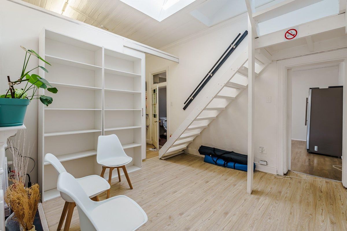 Charming Victorian 2 bed cottage in Observatory - Photo 5