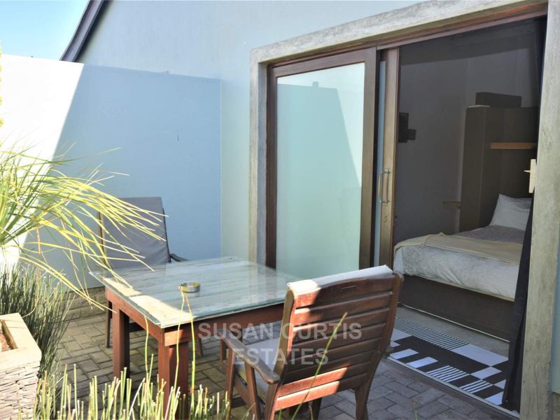 A GUEST HOUSE WITH SO MUCH APPEAL! - Photo 8