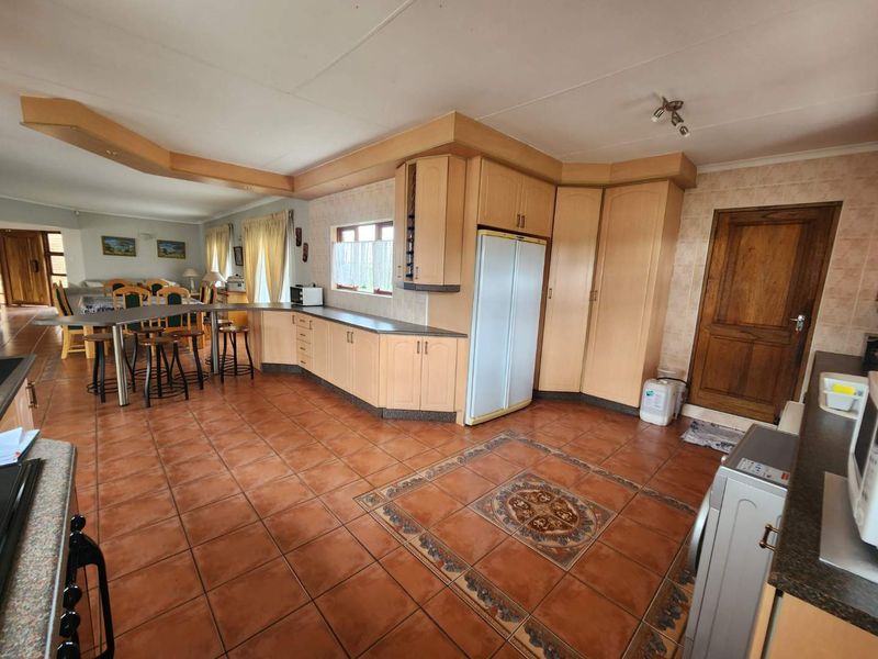 A slice of Heaven on the Vaal Dam - Photo 10