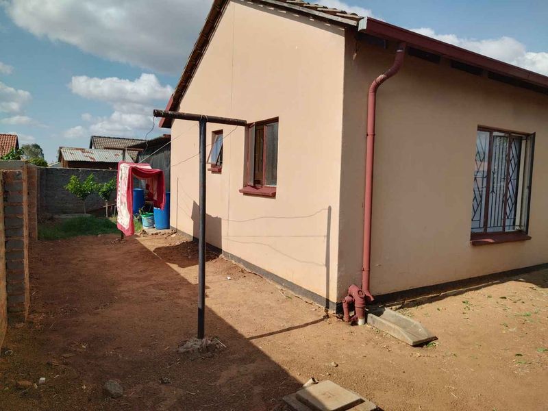 3 bedrooms corner house for sale in Rosslyn - Photo 10