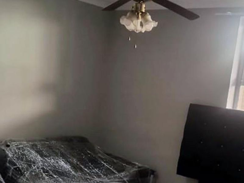 Studio apartment To Let In secure neighborhood - Photo 2