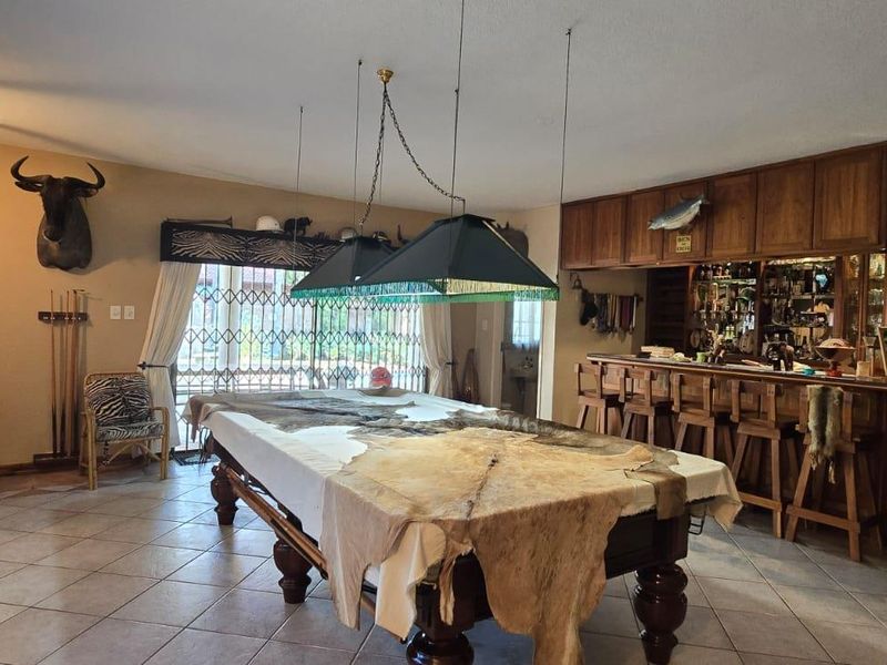 6 Bedroom House for Sale in Amandasig Ext19 - Photo 4