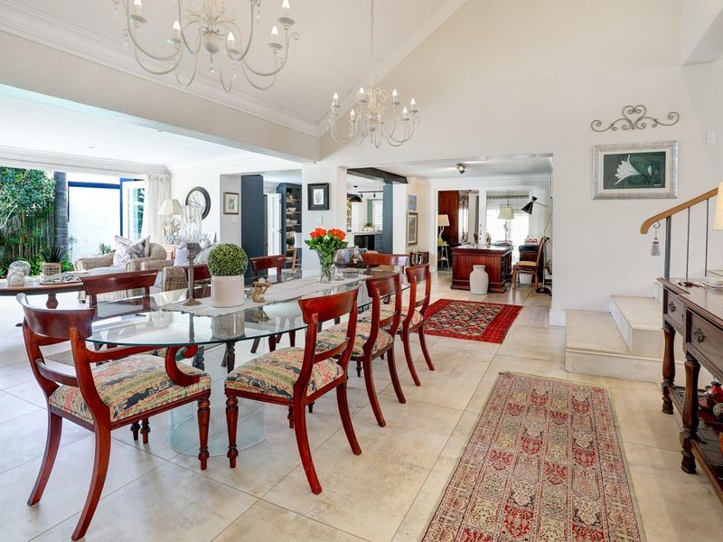 Spacious Open-Plan Family Home & Spectacular Views - Photo 6