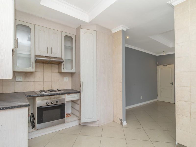 3 Bedroom House for Sale in  Cosmo City - Photo 9