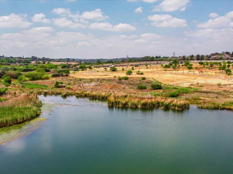 Sublime modern-day living sold by Fine & Country Midrand - Photo 7