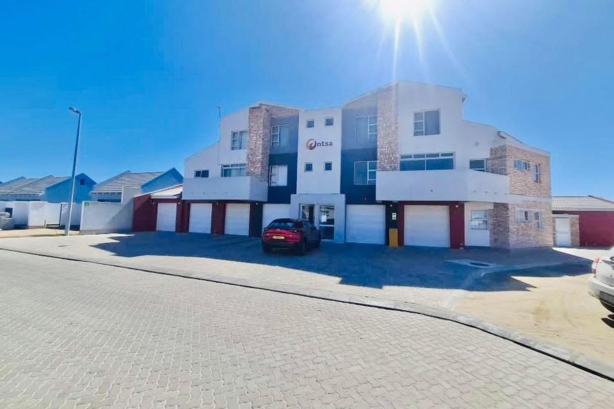 Under Contract - Photo 2