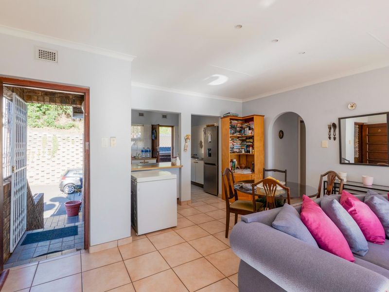 Simplex with sea views - Photo 5