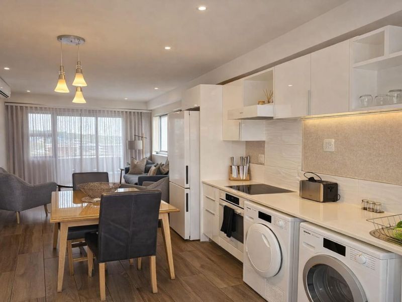 Classy Dual-Income Investment with Panoramic Views | Fully Furnished | Flexible Airbnb Layout | R2,495,000 excl. VAT - Photo 4