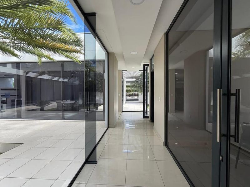 Offices To Let in Klein Windhoek - Photo 5