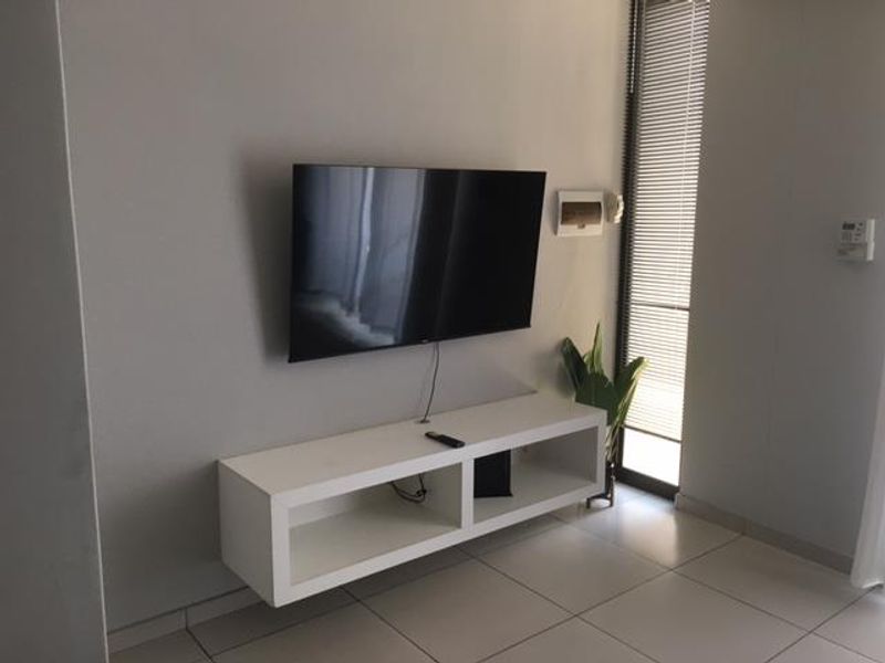 FURNISHED 2 BEDROOM APARTMENT AVAILABLE AT WILD OLIVE APARTMENTS IN KLEINE KUPPE! AVAILABLE 15 FEBRUARY 2026 - Photo 6