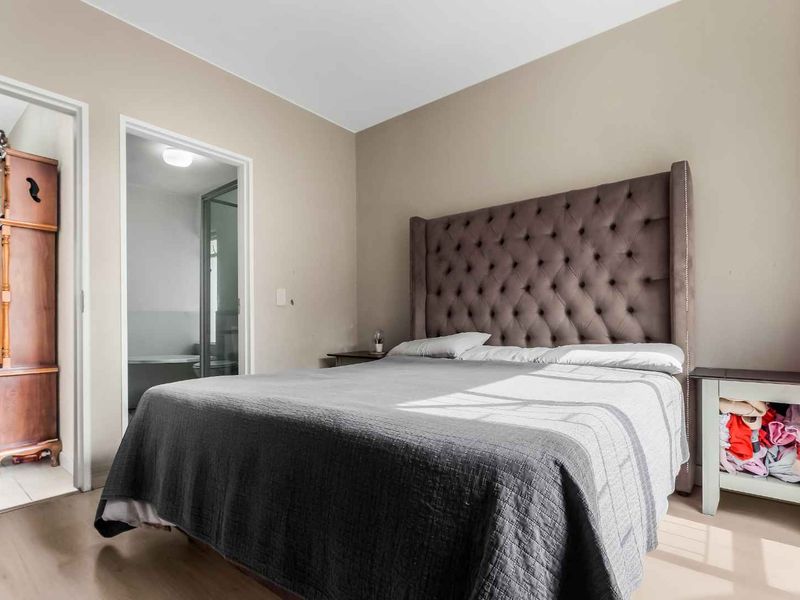 Lovely 2 Bedroom, 2 Bathroom Garden Apartment for Sale - Photo 10