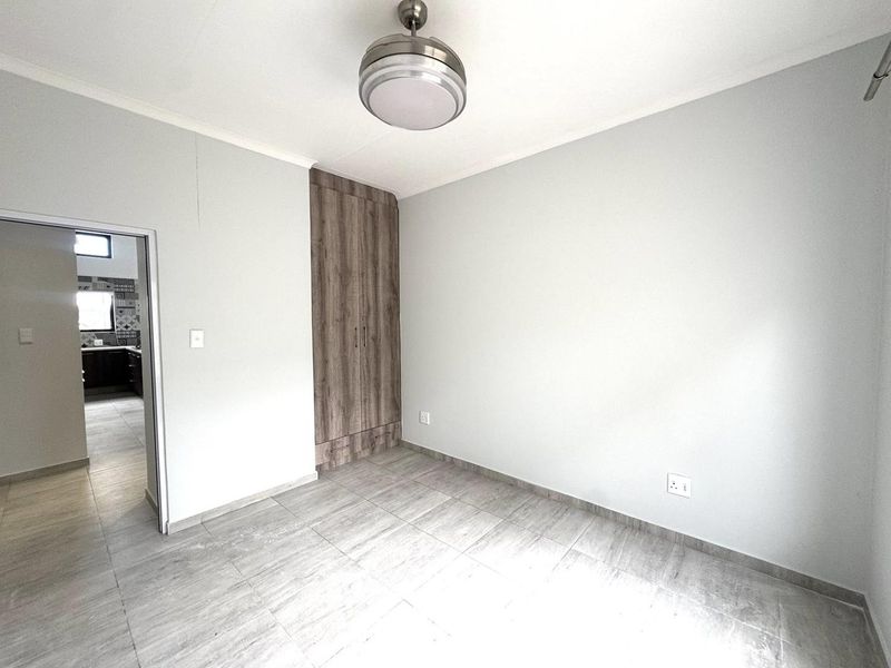 3 Bedroom House TO LET in Elisenheim - Photo 10