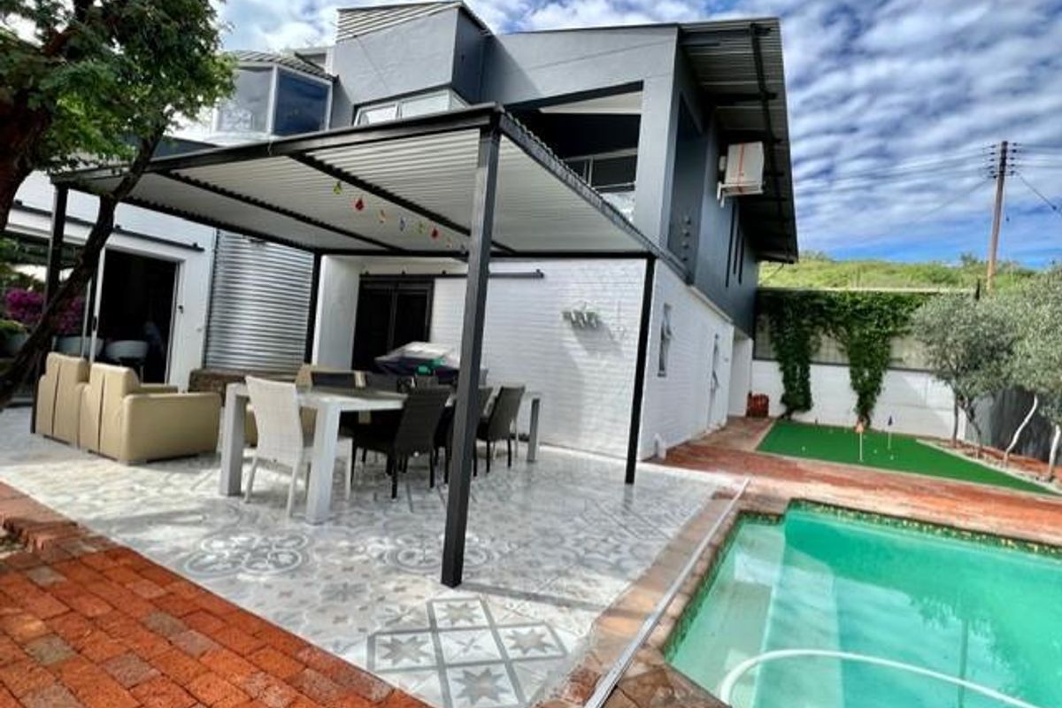 3 Bedroom House To Let in Klein Windhoek - Photo 3