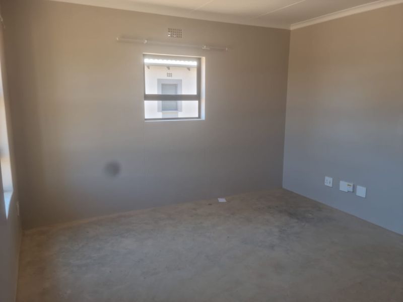 New Modder R 679 025!- New 2 bed ,1 bath - Photo 6