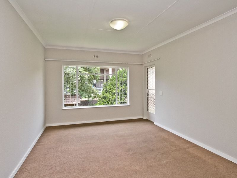 Garden Duplex Centrally Located! - Photo 10