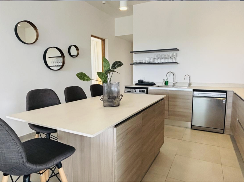 Exceptional Penthouse Living in Pereybere - Photo 7