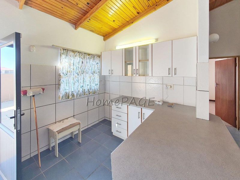 Ext 6, Henties Bay:  Quaint 2 Bedr Home is for sale - Photo 9