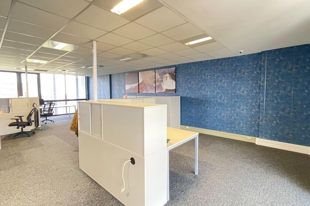 Contemporary 3rd Floor Corporate Offices | Mayfair on the Lake | Umhlanga Ridge - Photo 2