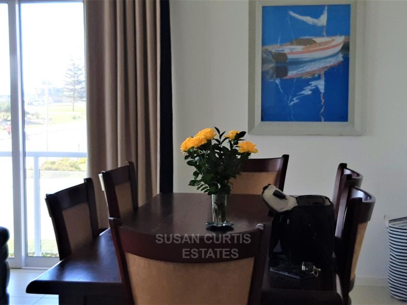 Modern Fully furnished apartment with a stunning view - Photo 3