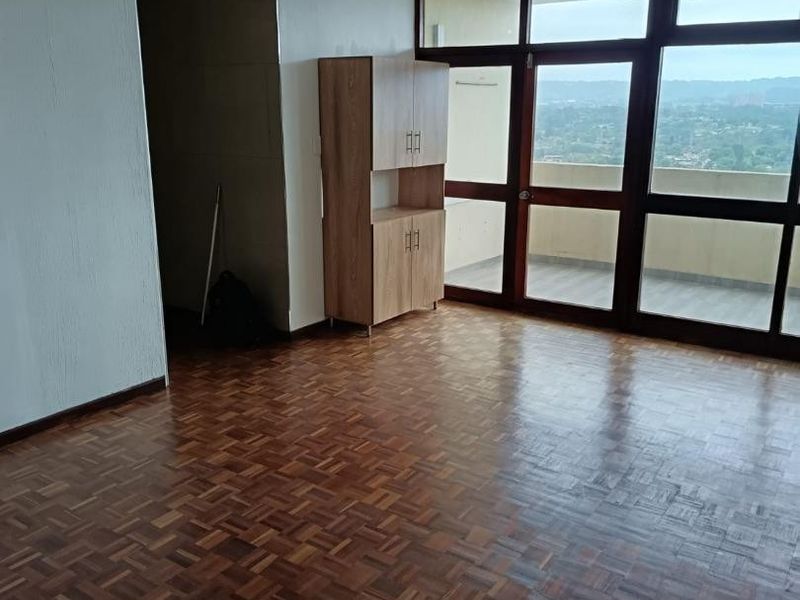 Panoramic Views from Your Own Pinetown Pad - Photo 4