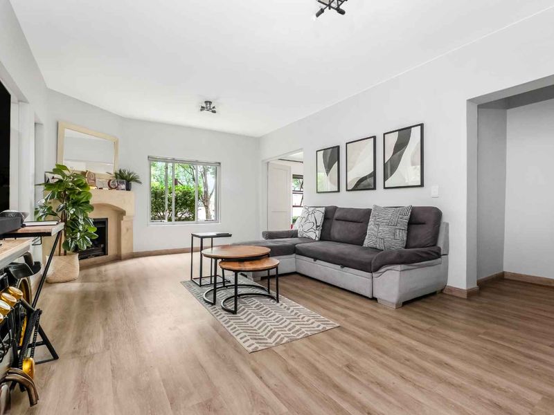 2 Bedroom Apartment for Sale in Dainfern - Photo 2